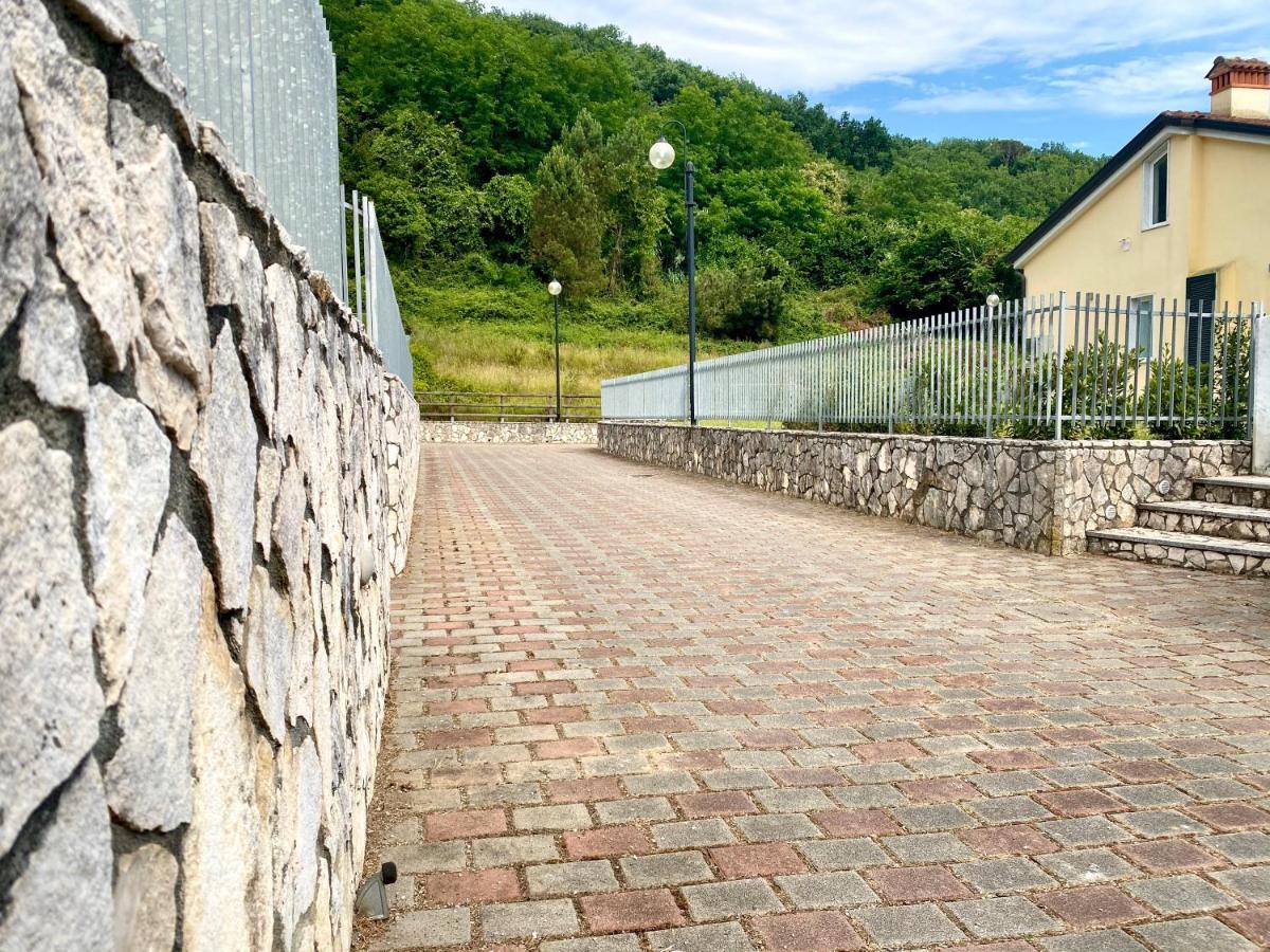 Le Village Сарцана Экстерьер фото